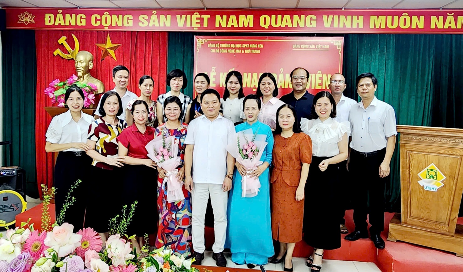 LỄ KẾT NẠP ĐẢNG VIÊN MỚI NĂM 2024